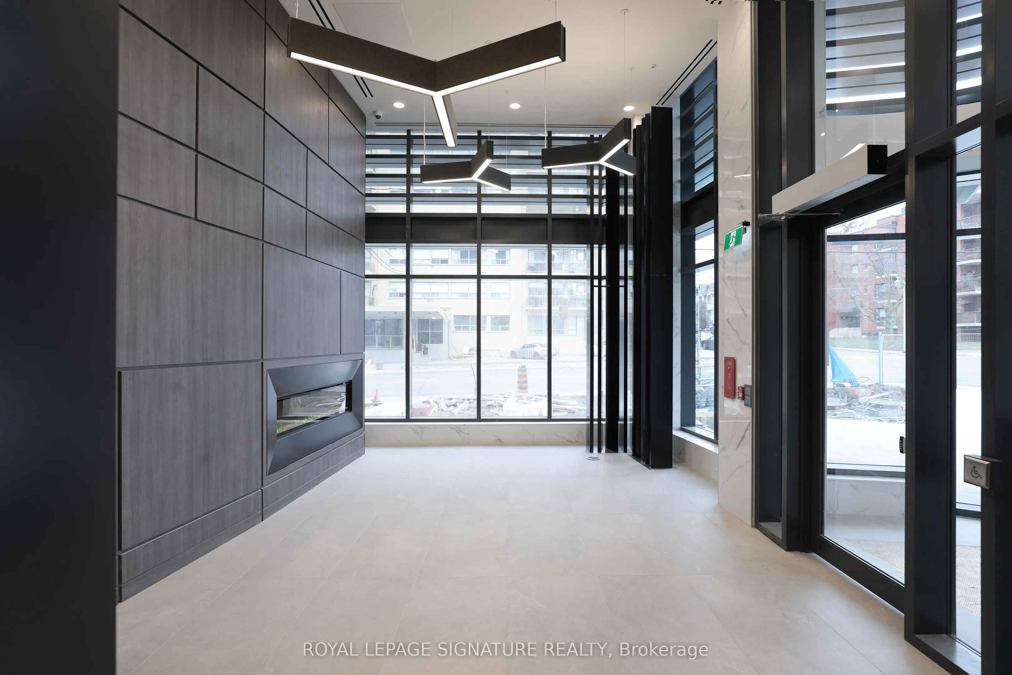 2525 Bathurst Street #106