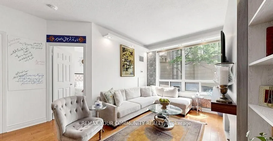 78 Harrison Garden Boulevard #103