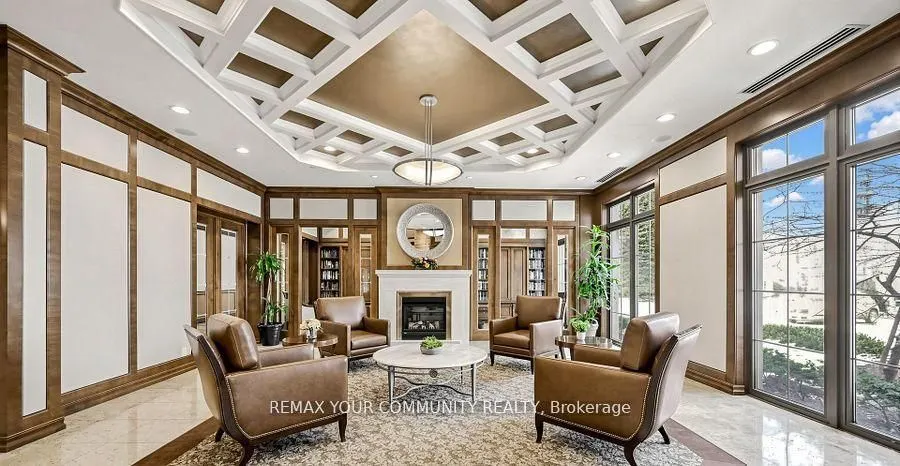 78 Harrison Garden Boulevard #103