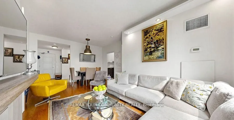 78 Harrison Garden Boulevard #103