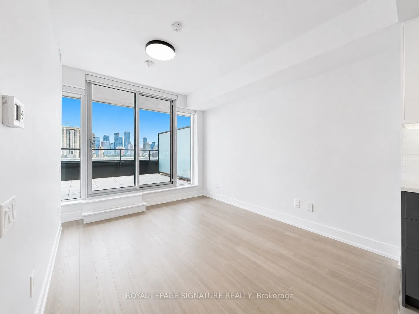 664 Spadina Avenue #1005
