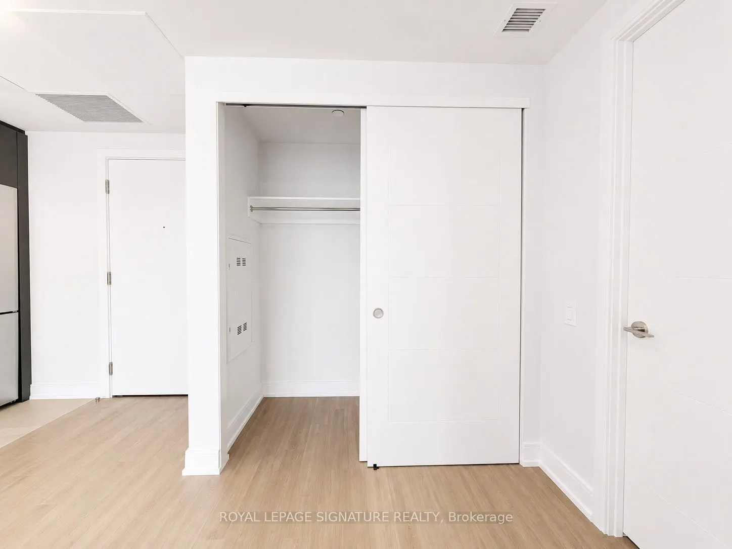 664 Spadina Avenue #1005