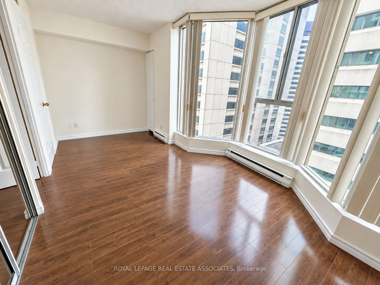 55 Centre Avenue #1805
