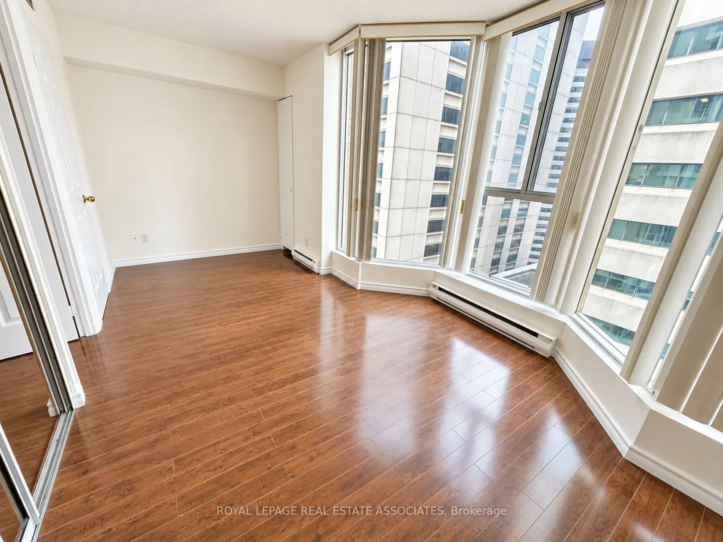 55 Centre Avenue #1805
