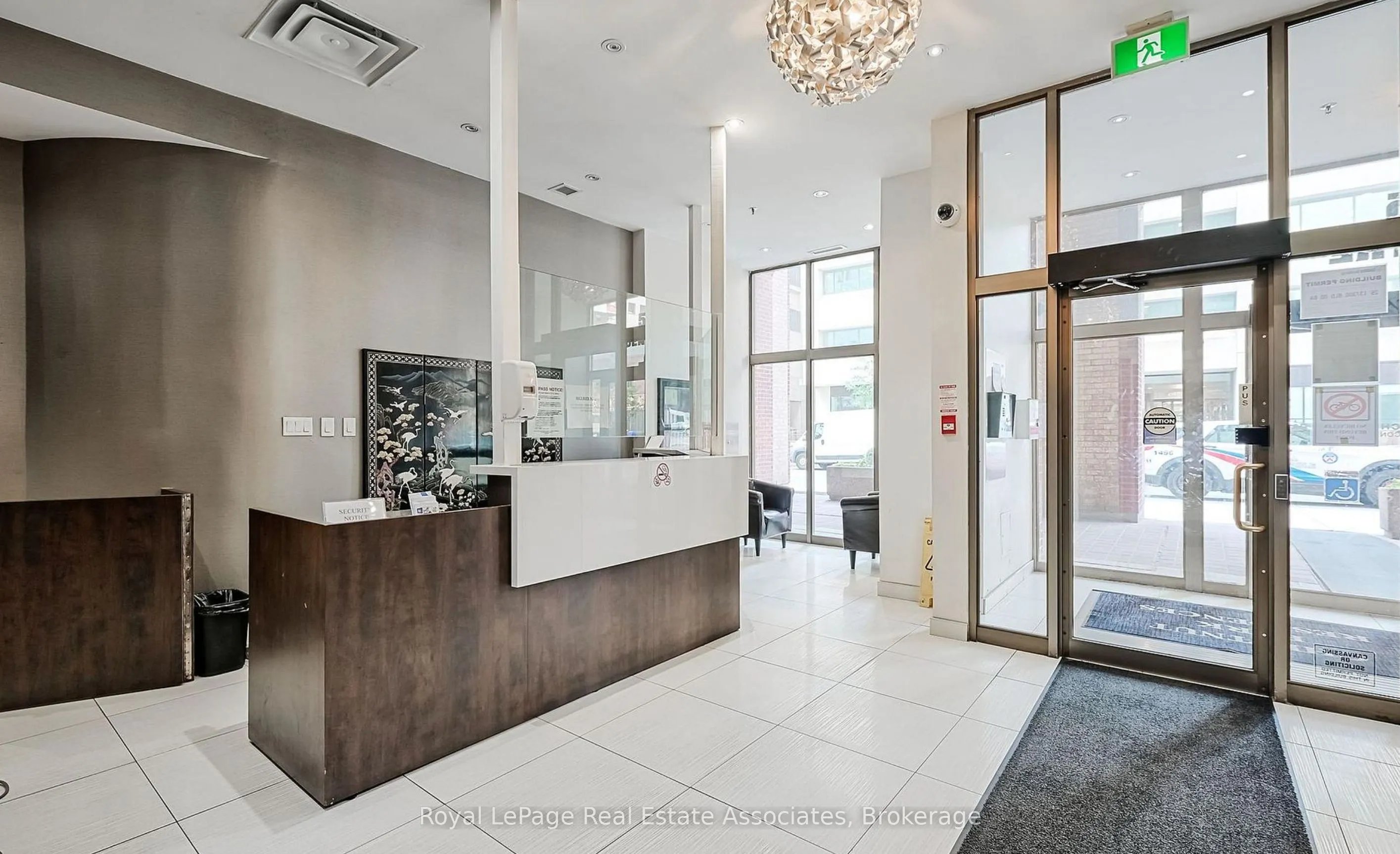 55 Centre Avenue #1805