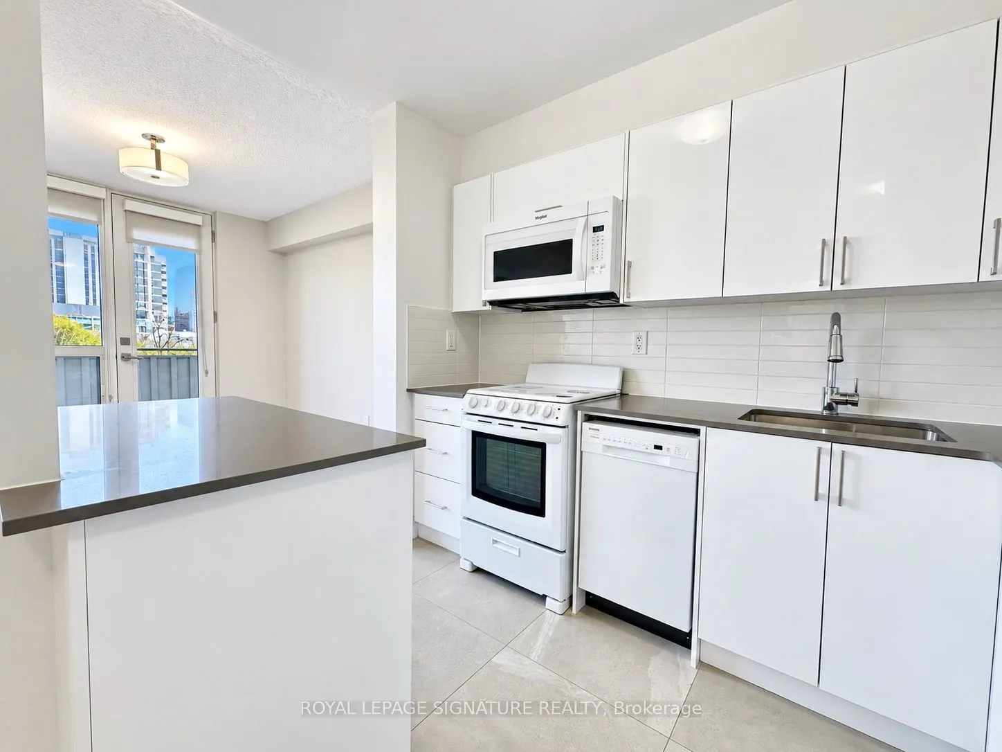 666 Spadina Avenue #2008