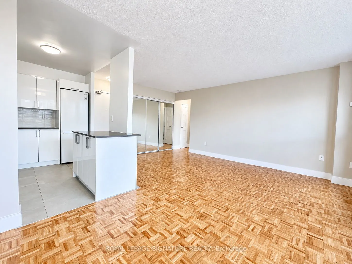 666 Spadina Avenue #2008