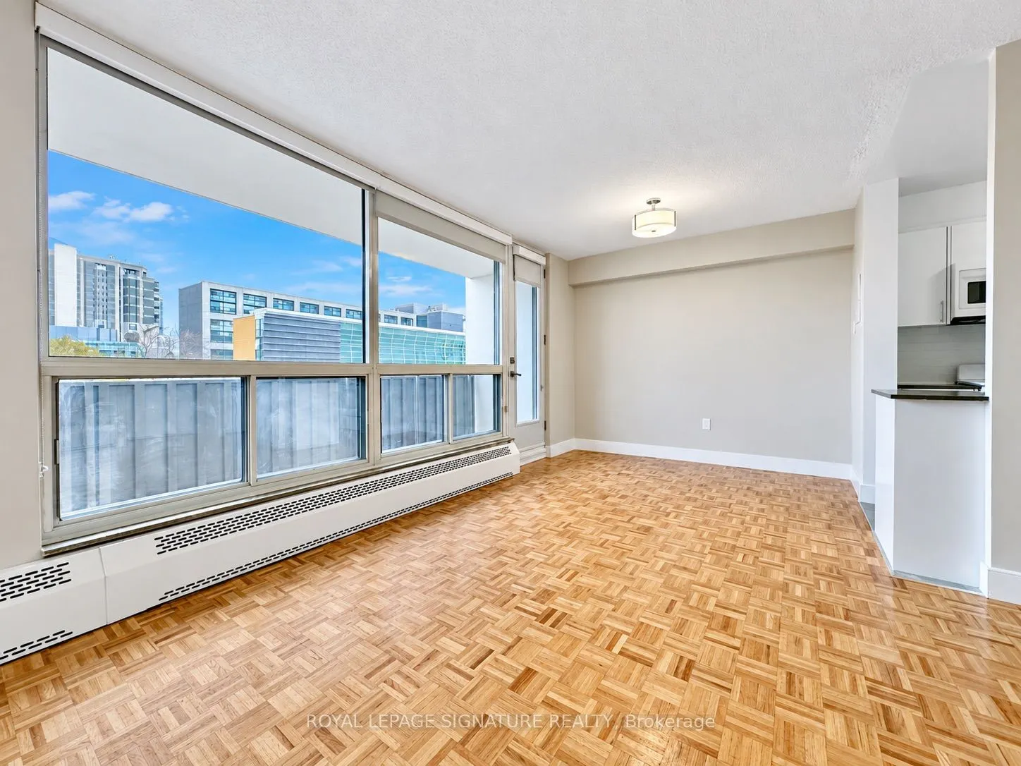 666 Spadina Avenue #2008