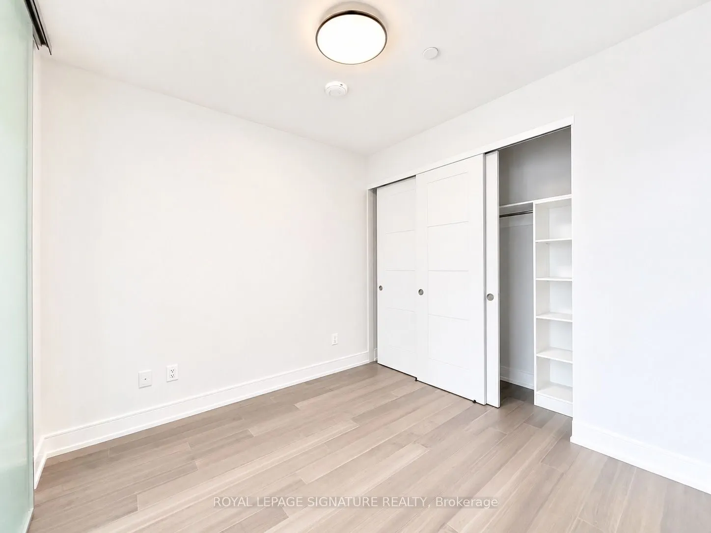 664 Spadina Avenue #404