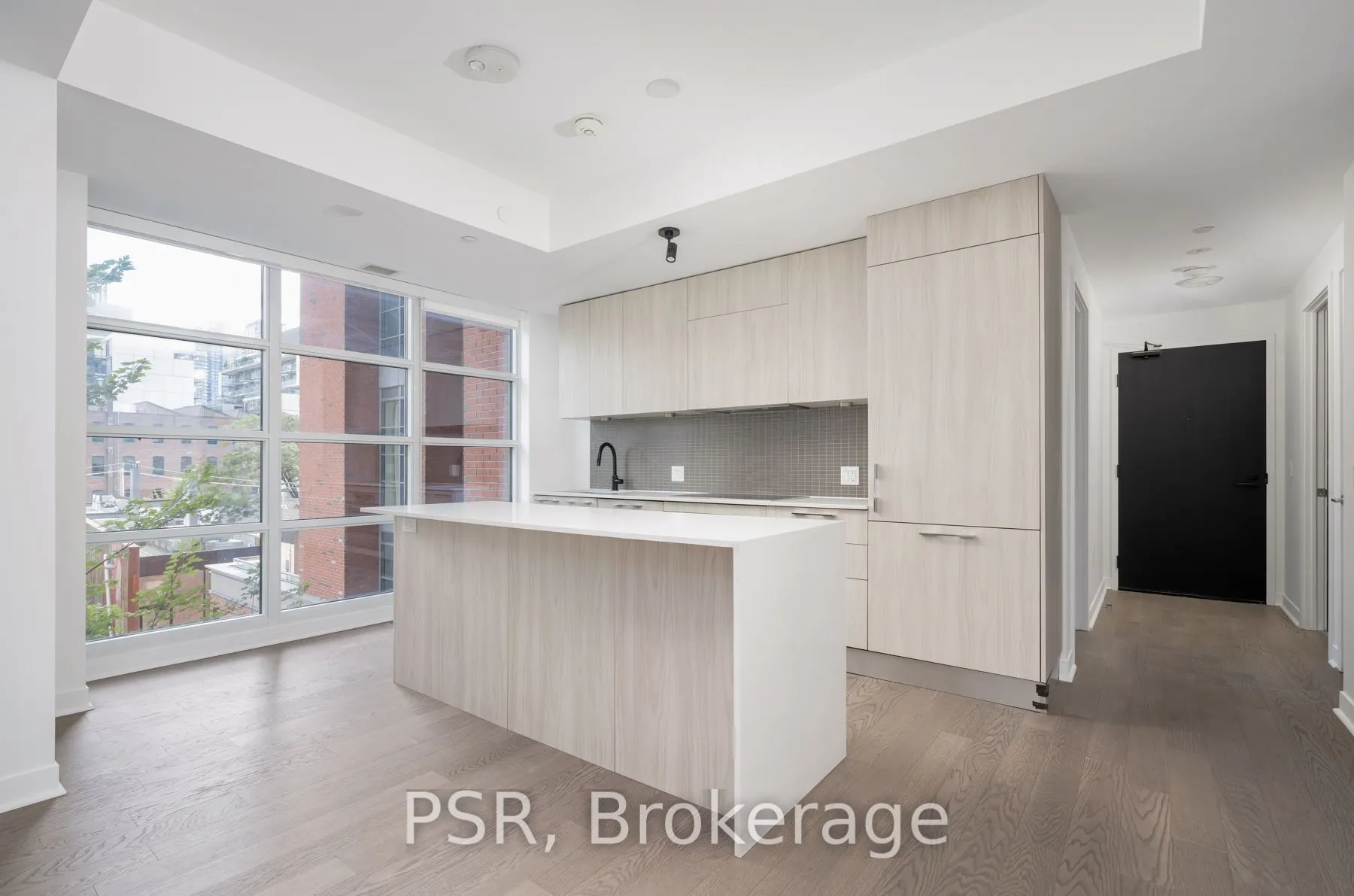 501 Adelaide Street W #401