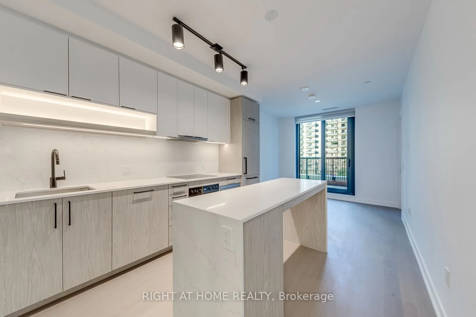 91 Montclair Avenue #837