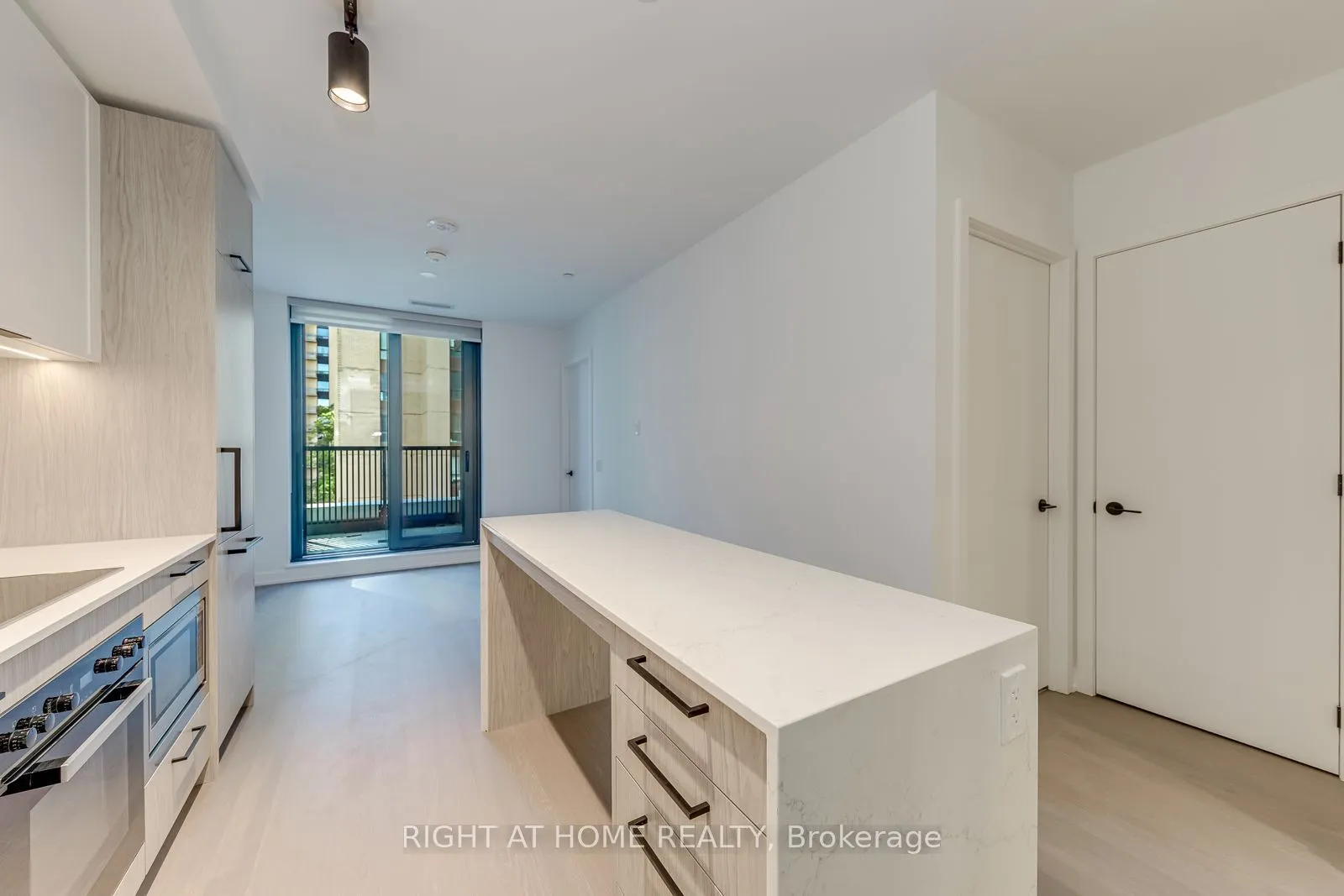 91 Montclair Avenue #837