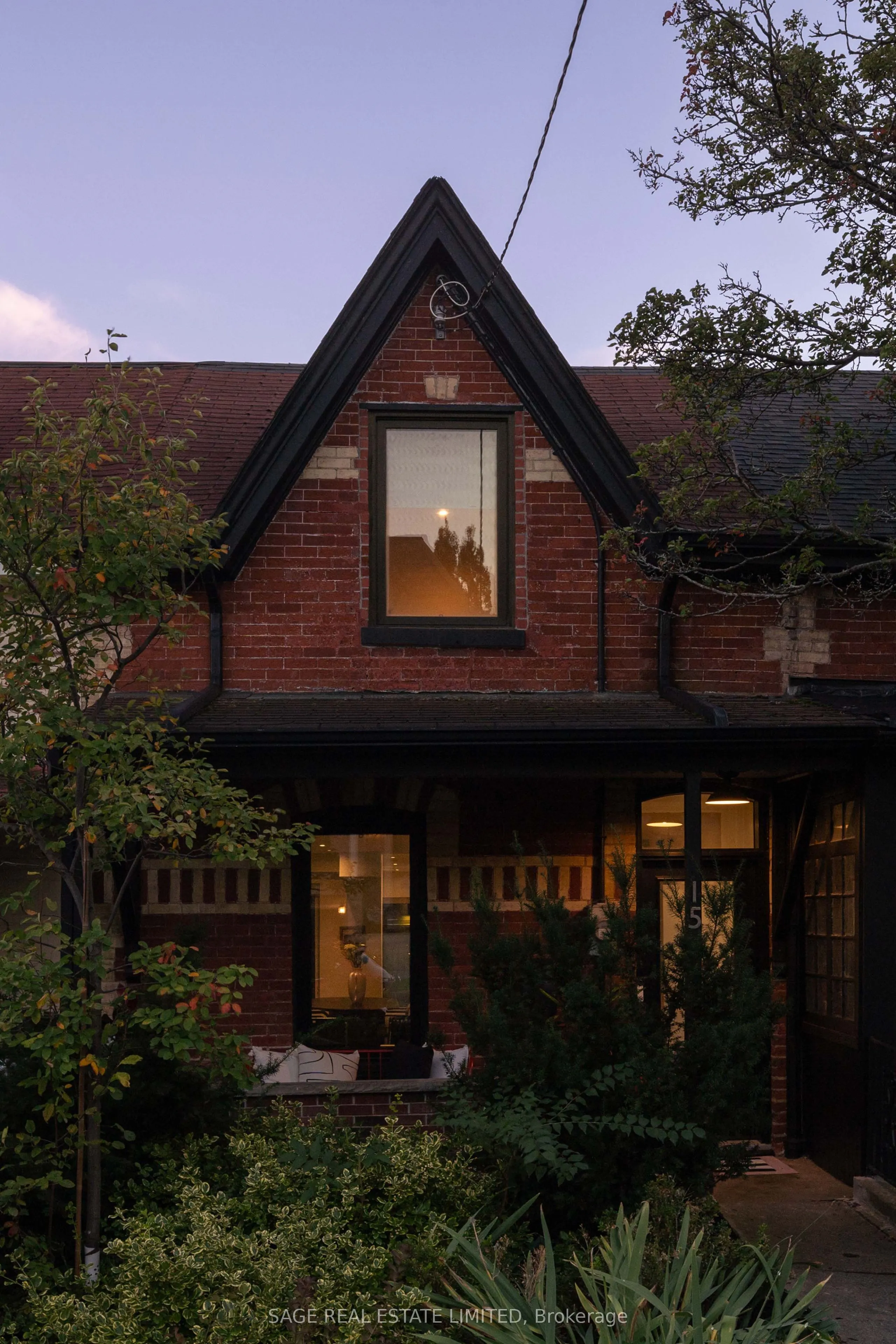 15 Crocker Avenue