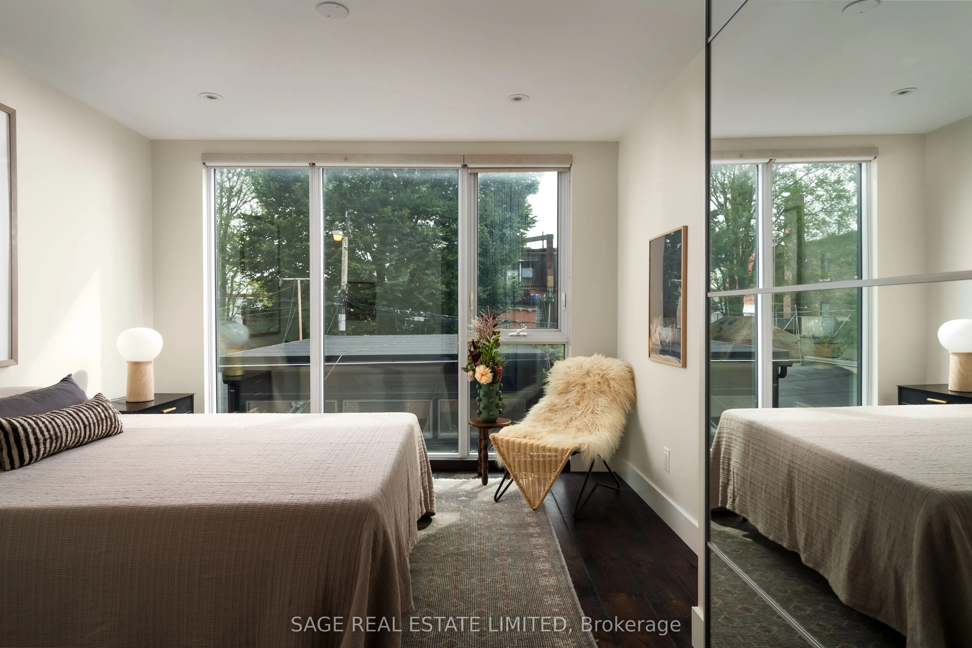 15 Crocker Avenue