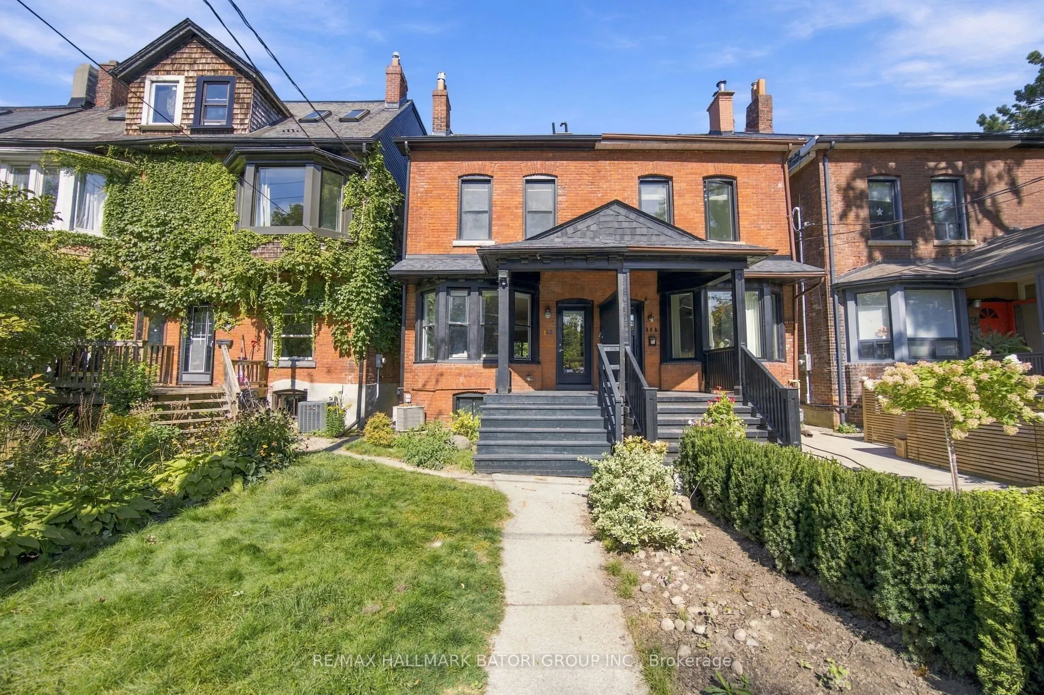 128 Wells Street