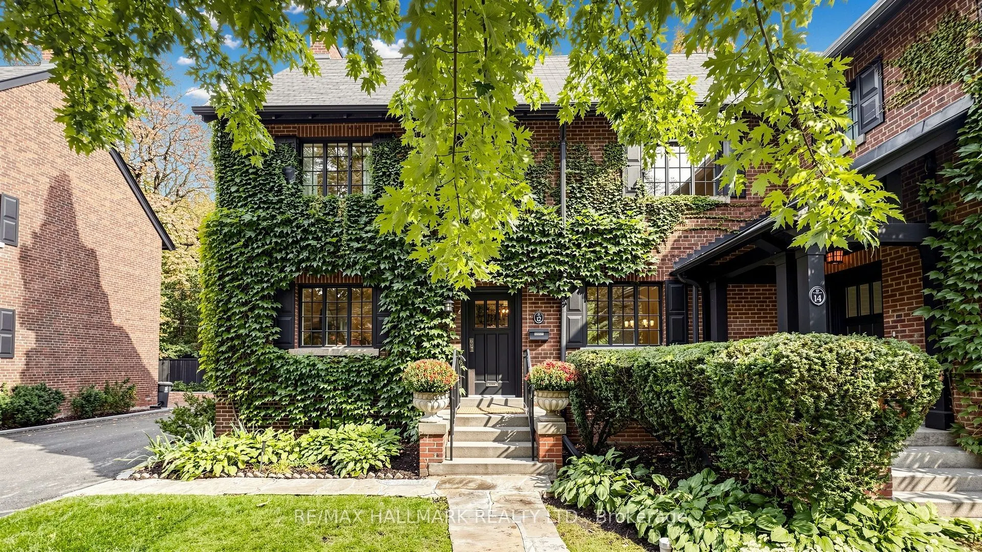 12 Ancroft Place #12