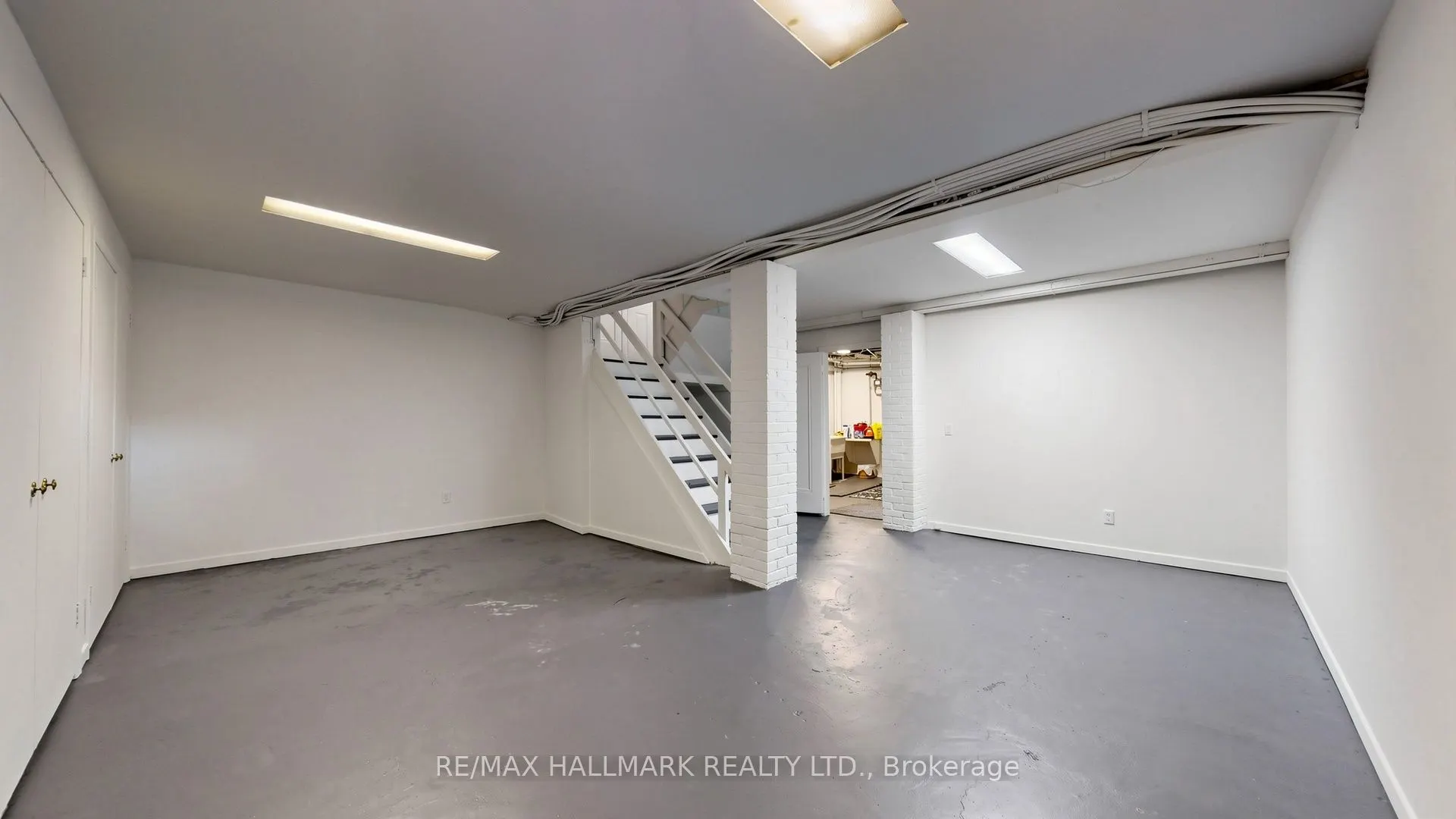 12 Ancroft Place #12