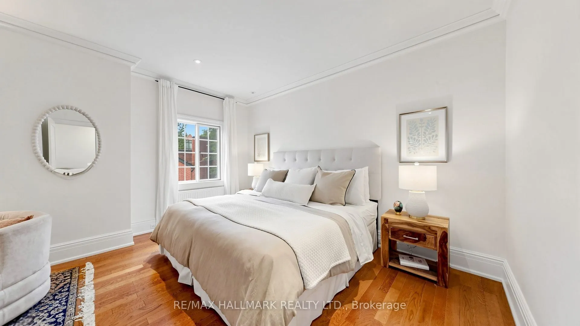 12 Ancroft Place #12