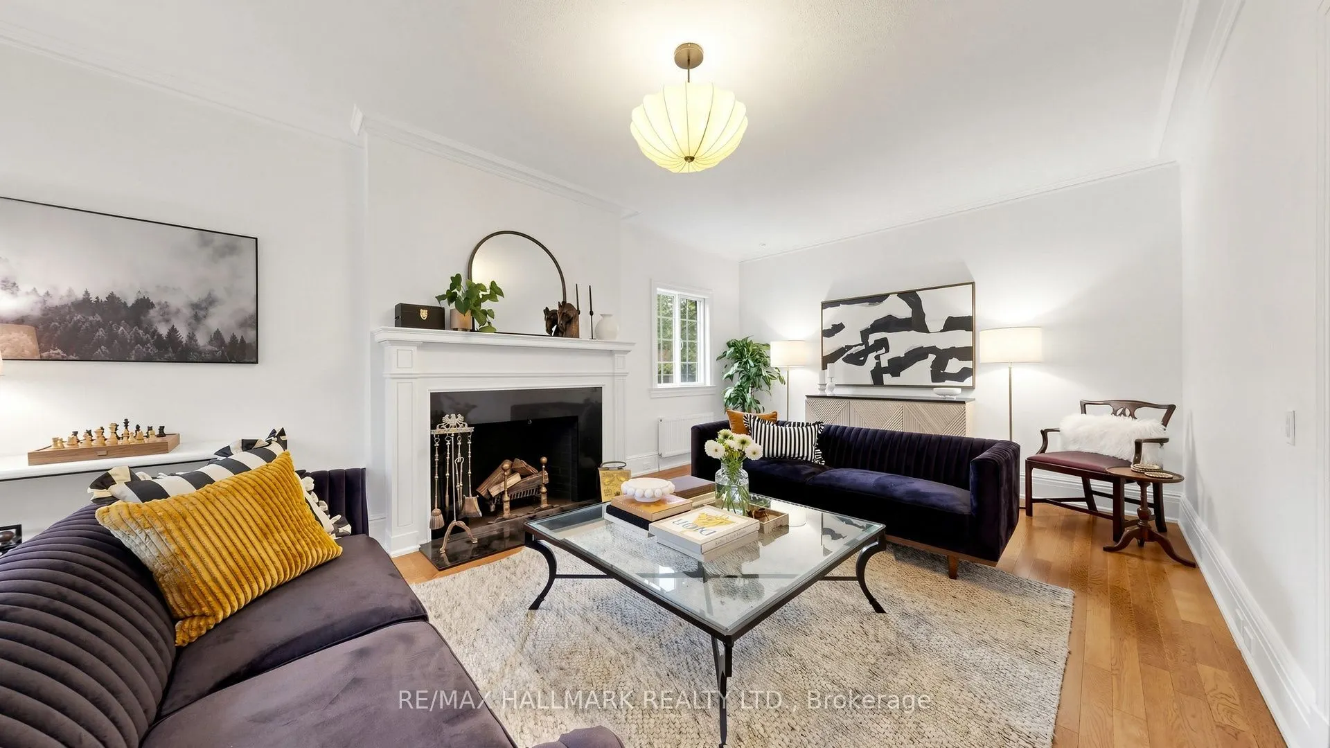 12 Ancroft Place #12