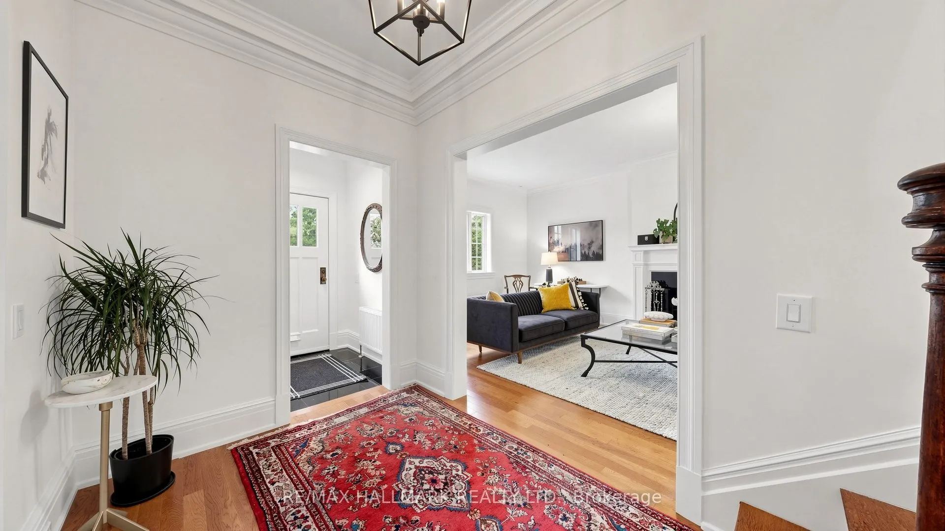 12 Ancroft Place #12