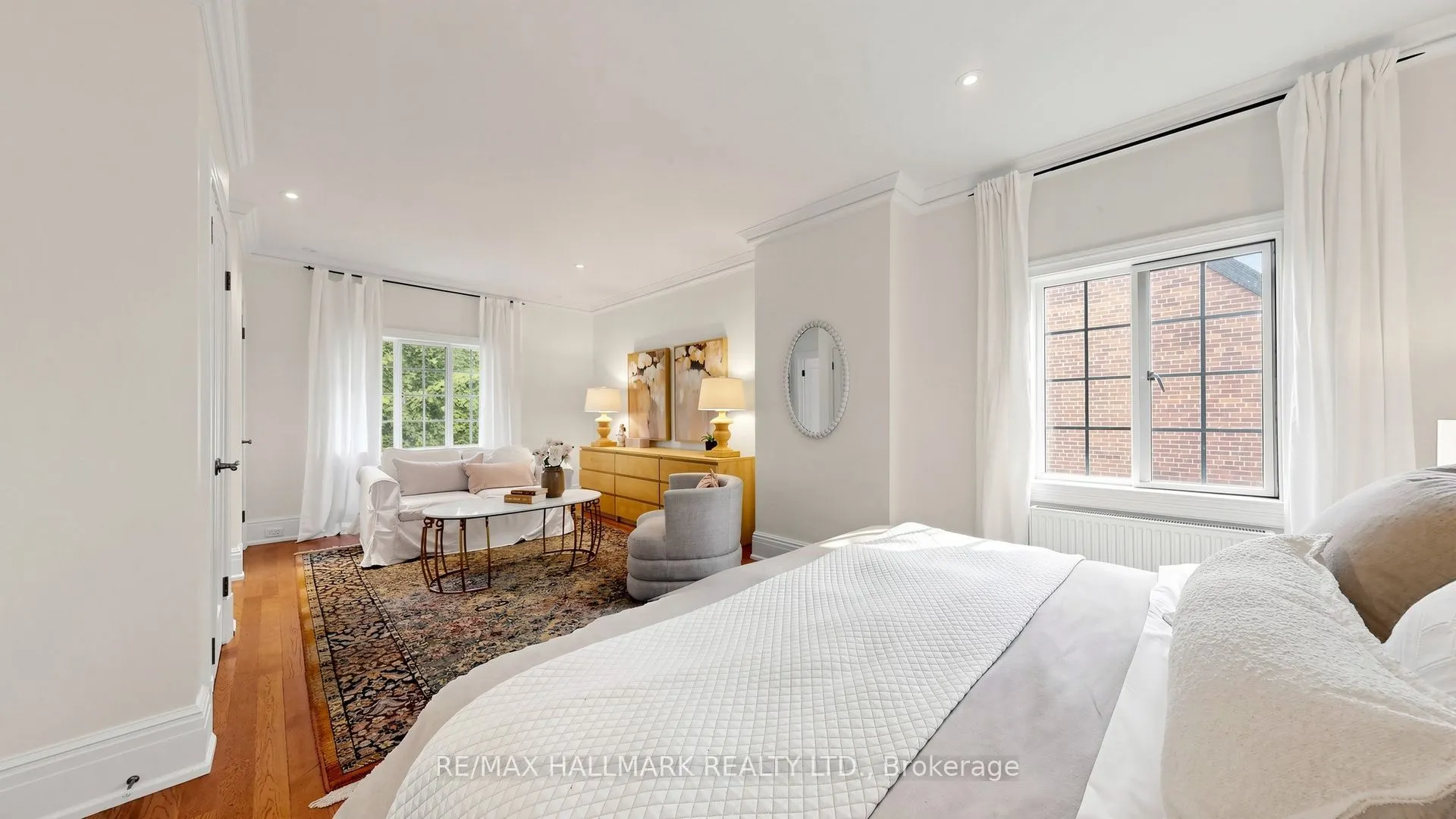 12 Ancroft Place #12