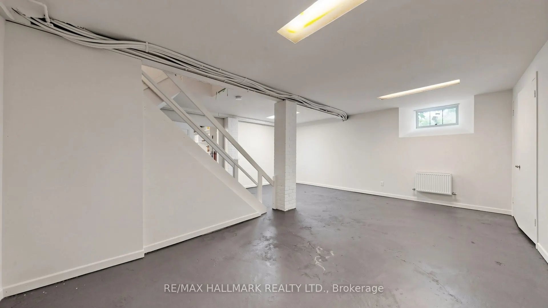 12 Ancroft Place #12