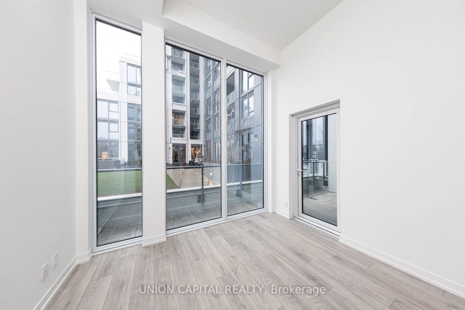 2020 Bathurst Street #222