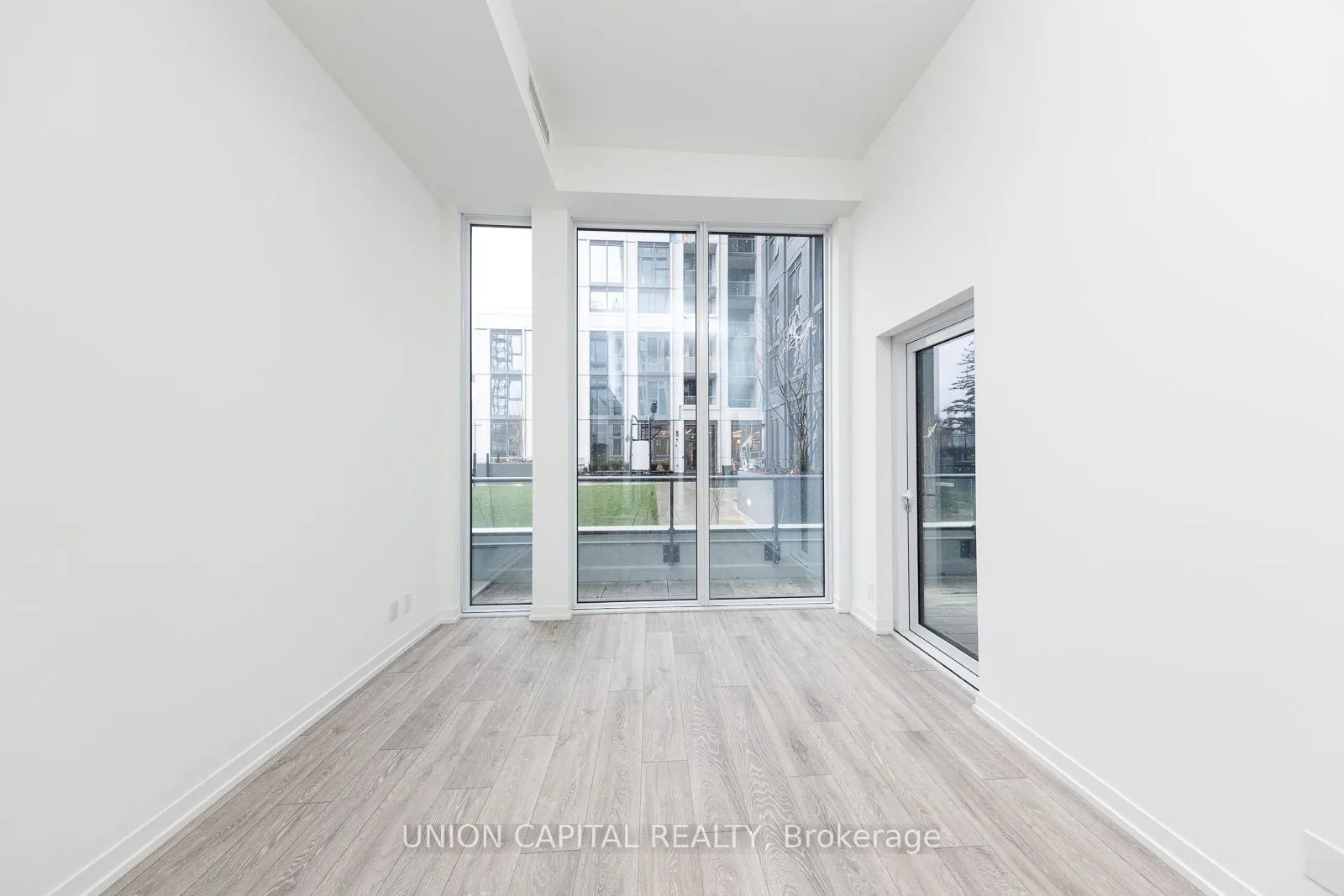 2020 Bathurst Street #222
