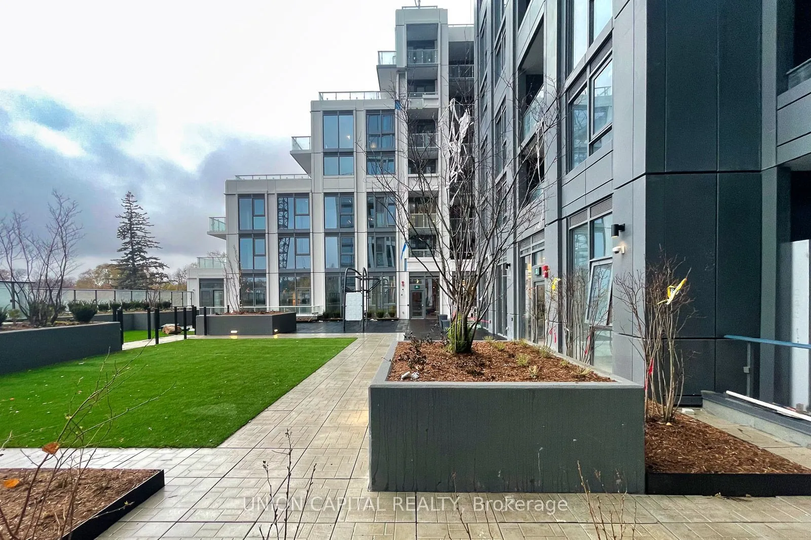 2020 Bathurst Street #222
