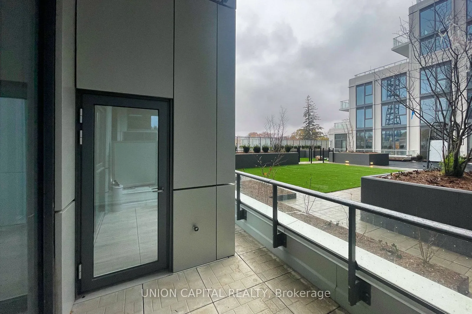 2020 Bathurst Street #222