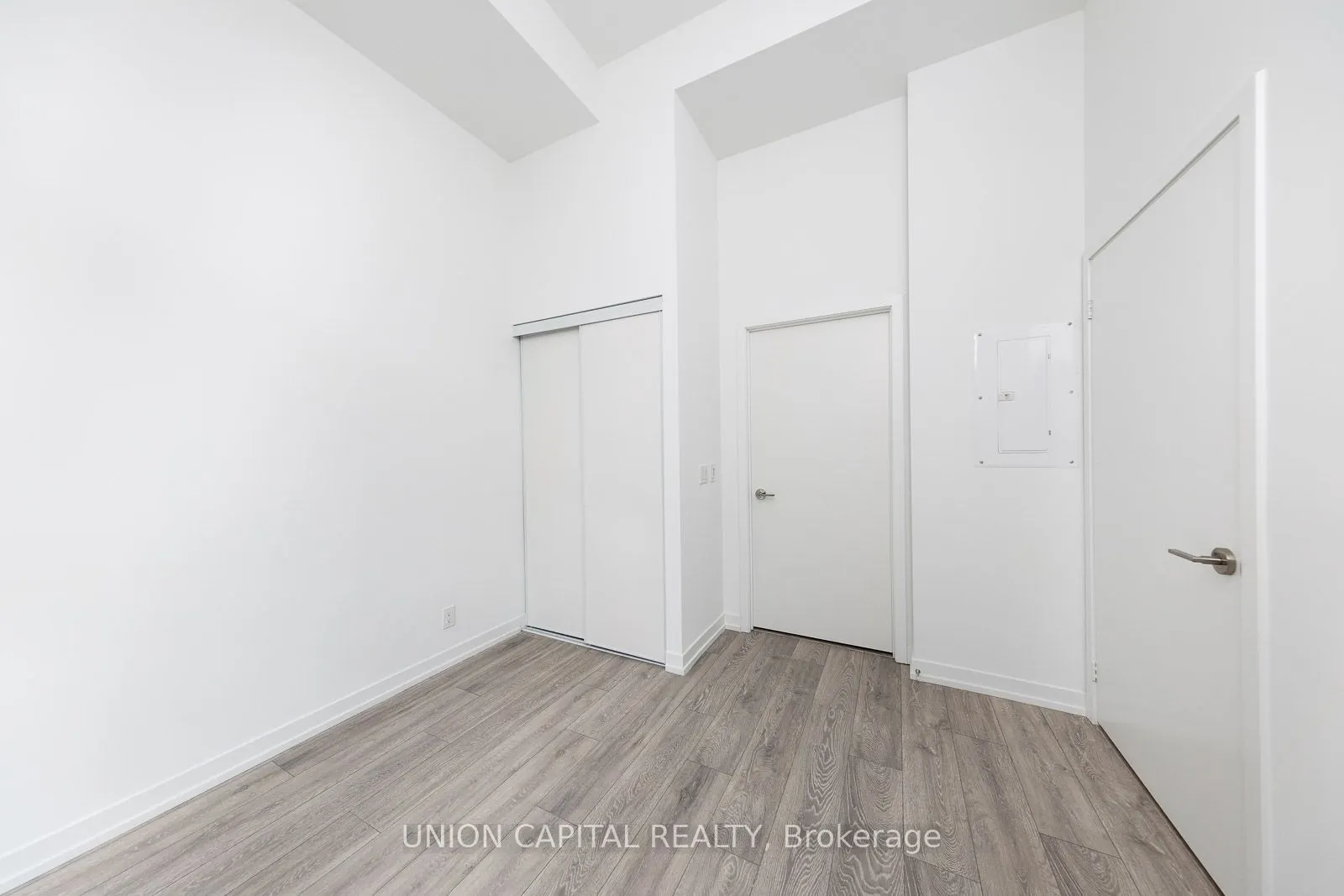 2020 Bathurst Street #222