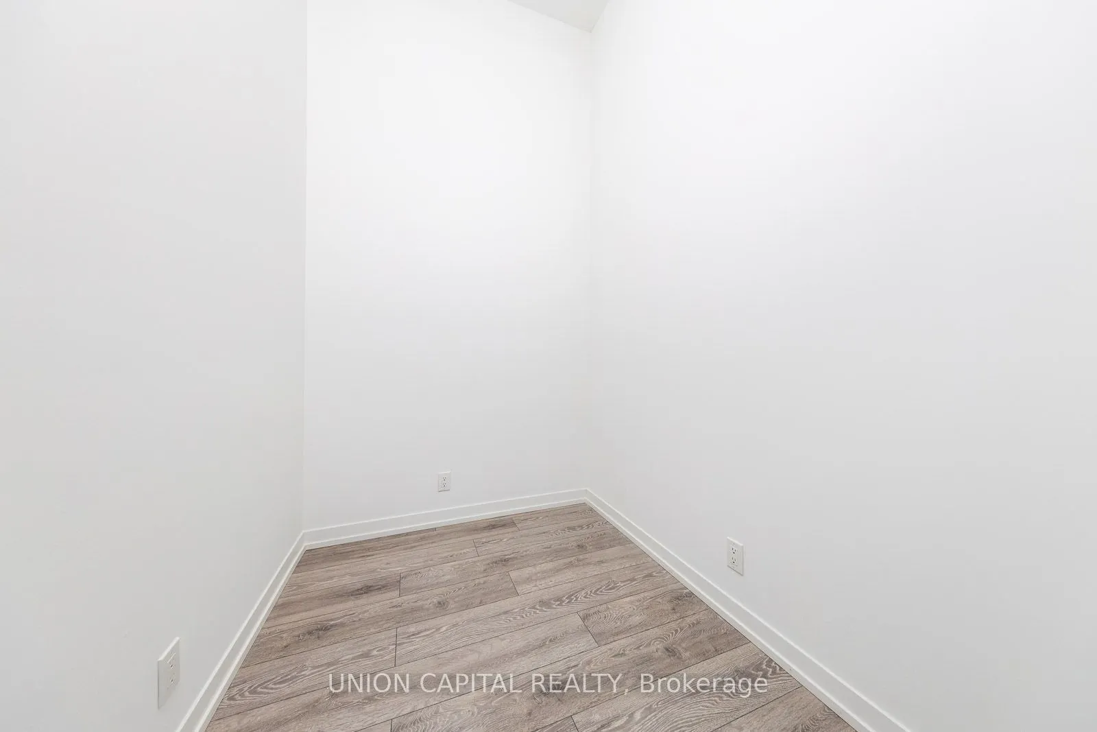 2020 Bathurst Street #222