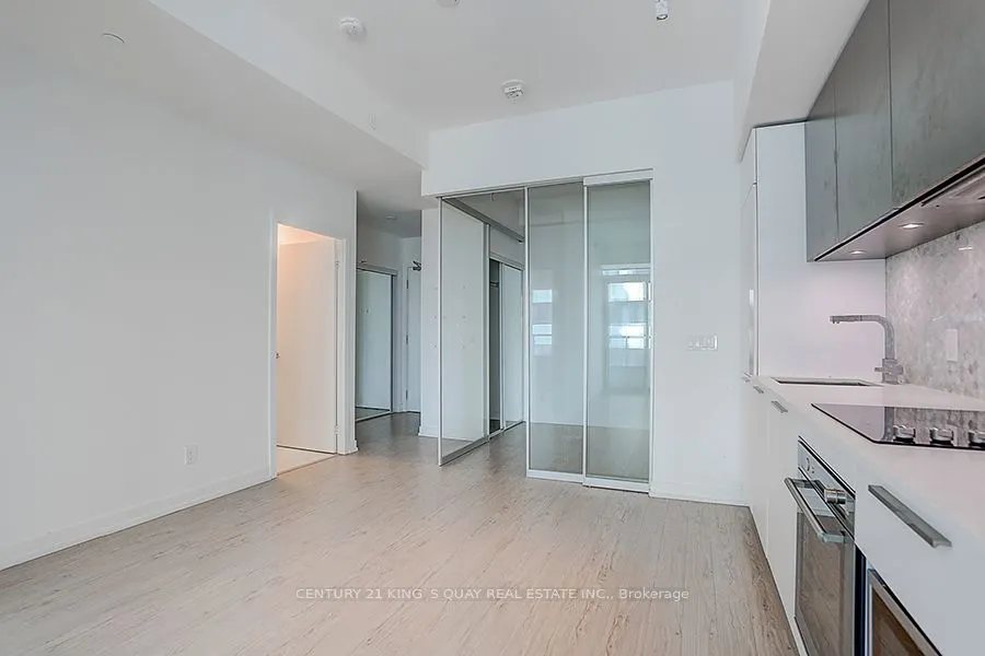85 Wood Street #2502