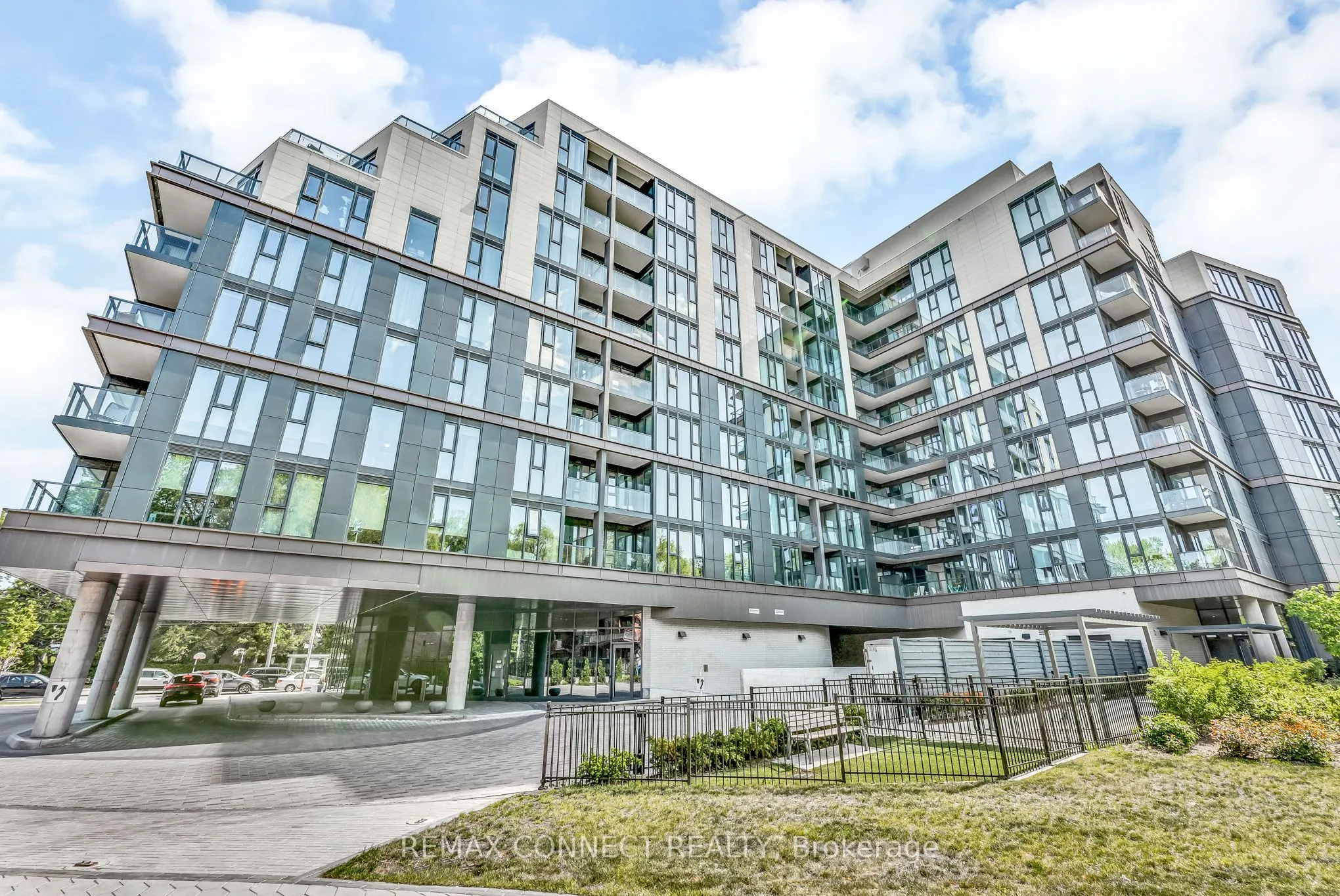 250 Lawrence Avenue W #504