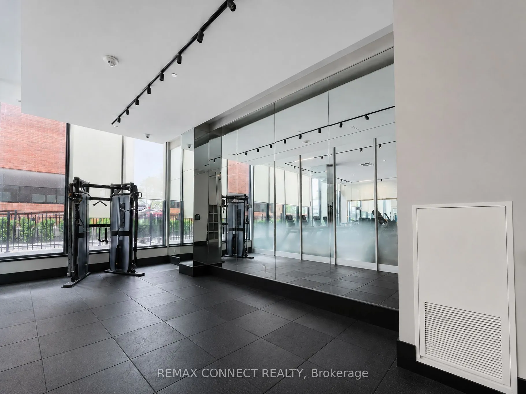 250 Lawrence Avenue W #504