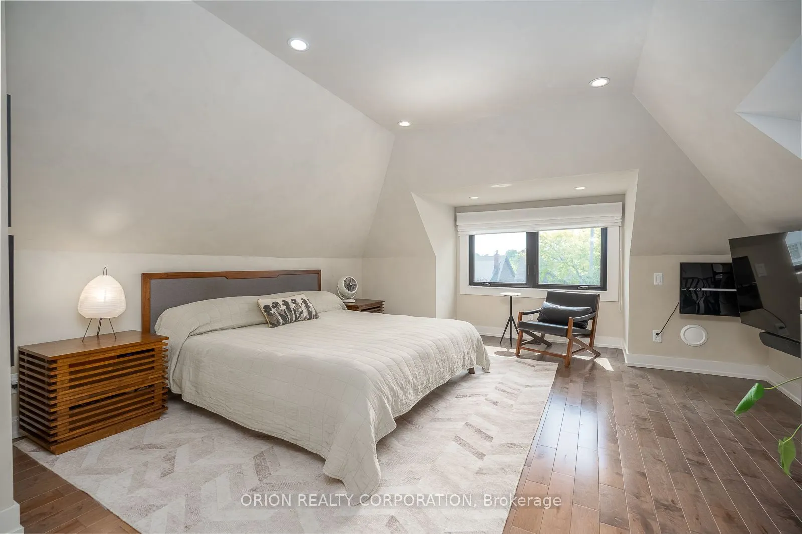 185 Glenholme Avenue