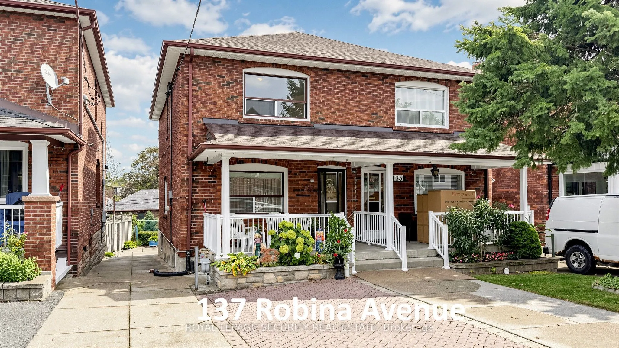 137 Robina Avenue
