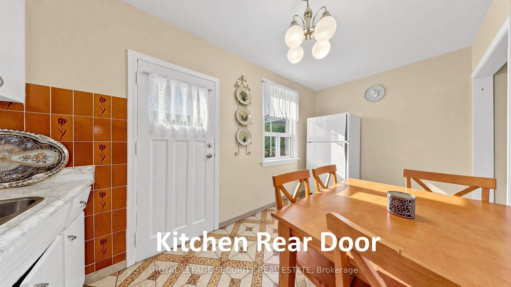 137 Robina Avenue