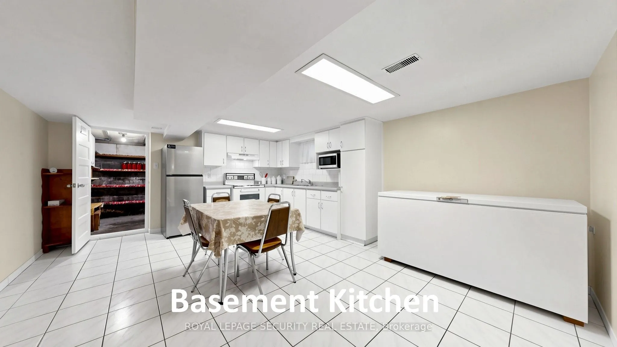 137 Robina Avenue