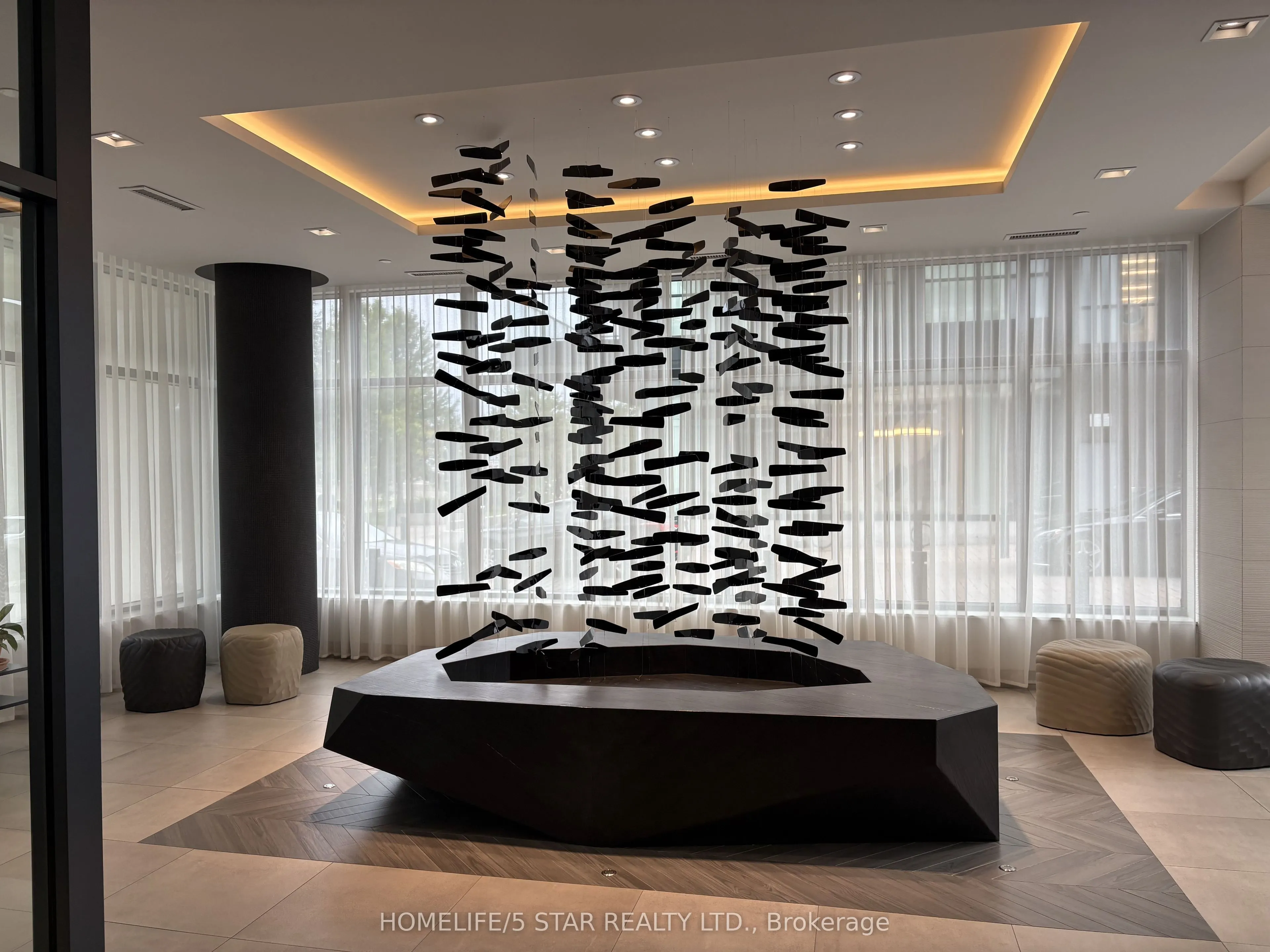 180 Fairview Mall Drive #212