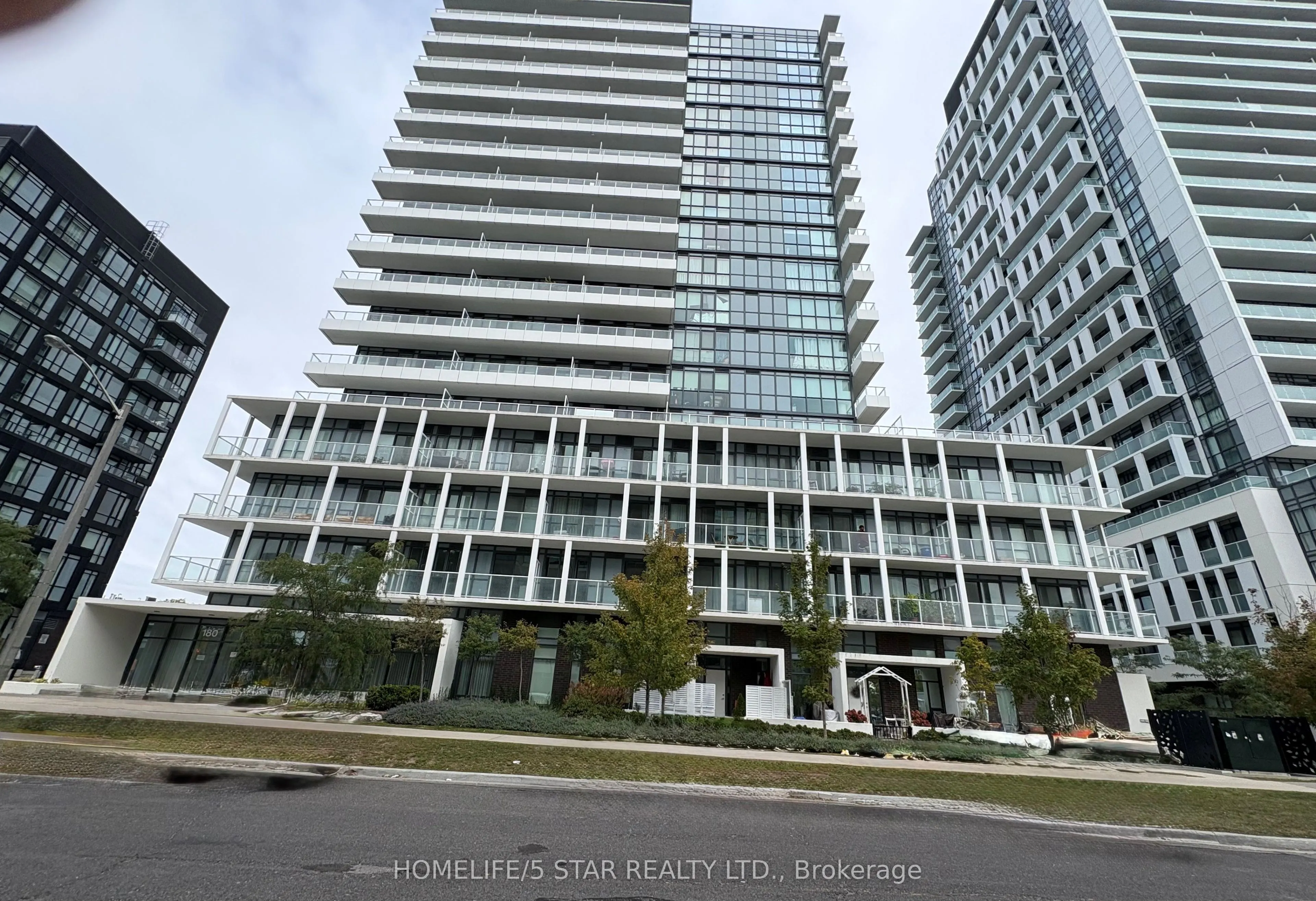 180 Fairview Mall Drive #212
