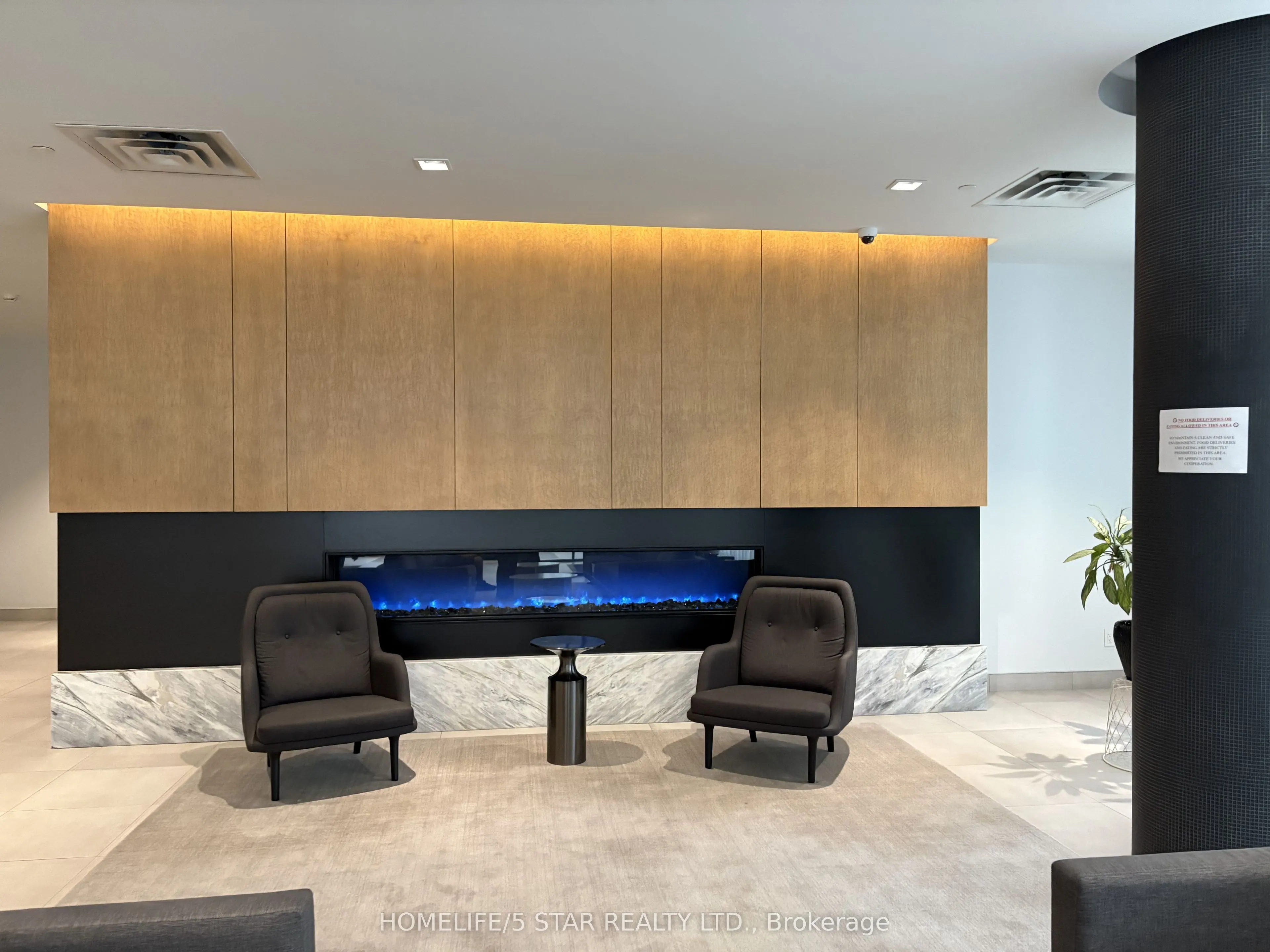 180 Fairview Mall Drive #212