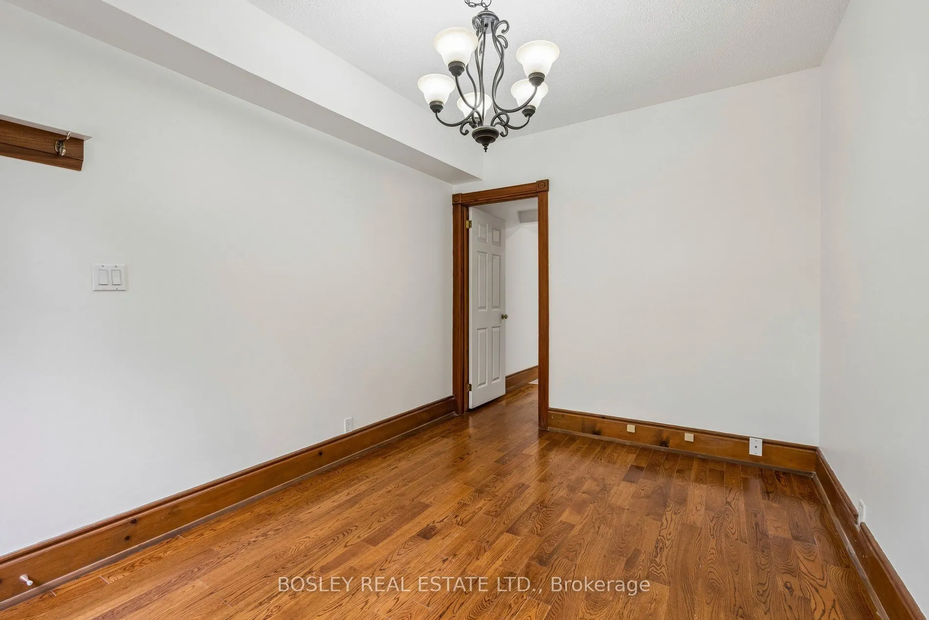 297 Sumach Street #Upper