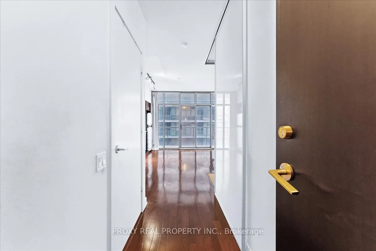 33 Charles Street E #3509