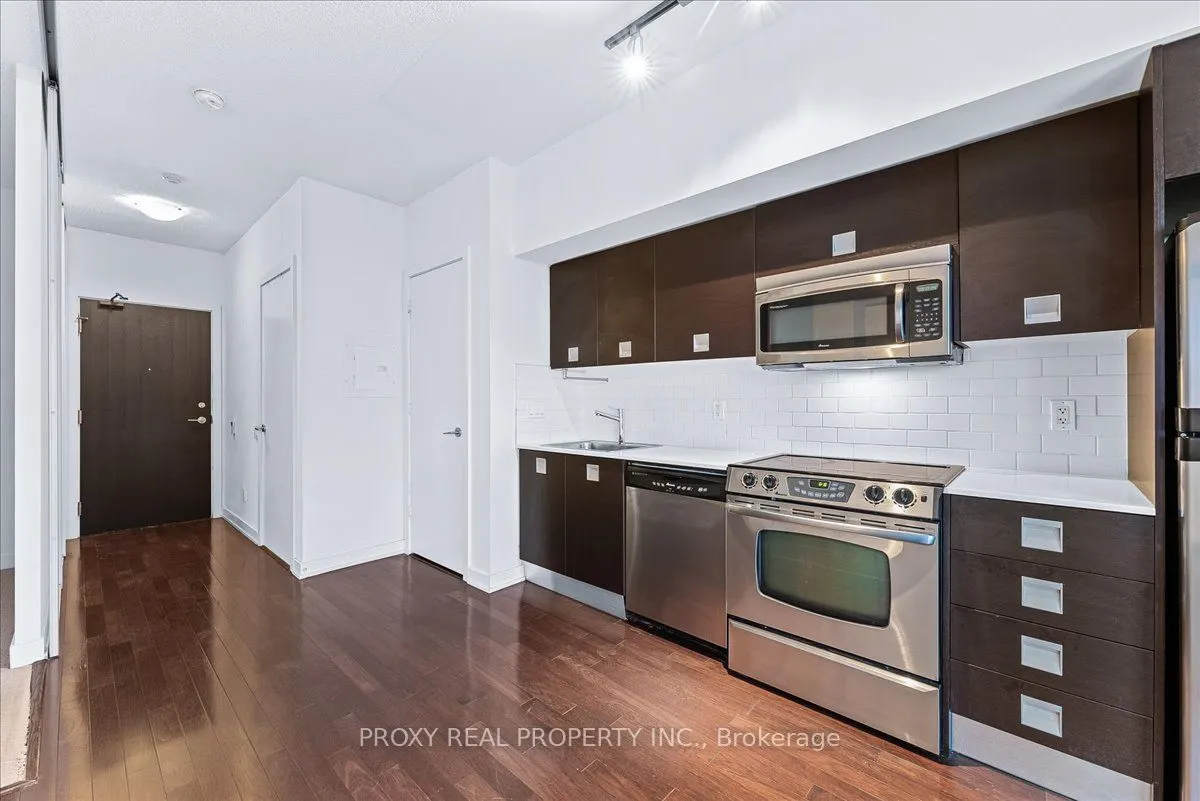 33 Charles Street E #3509