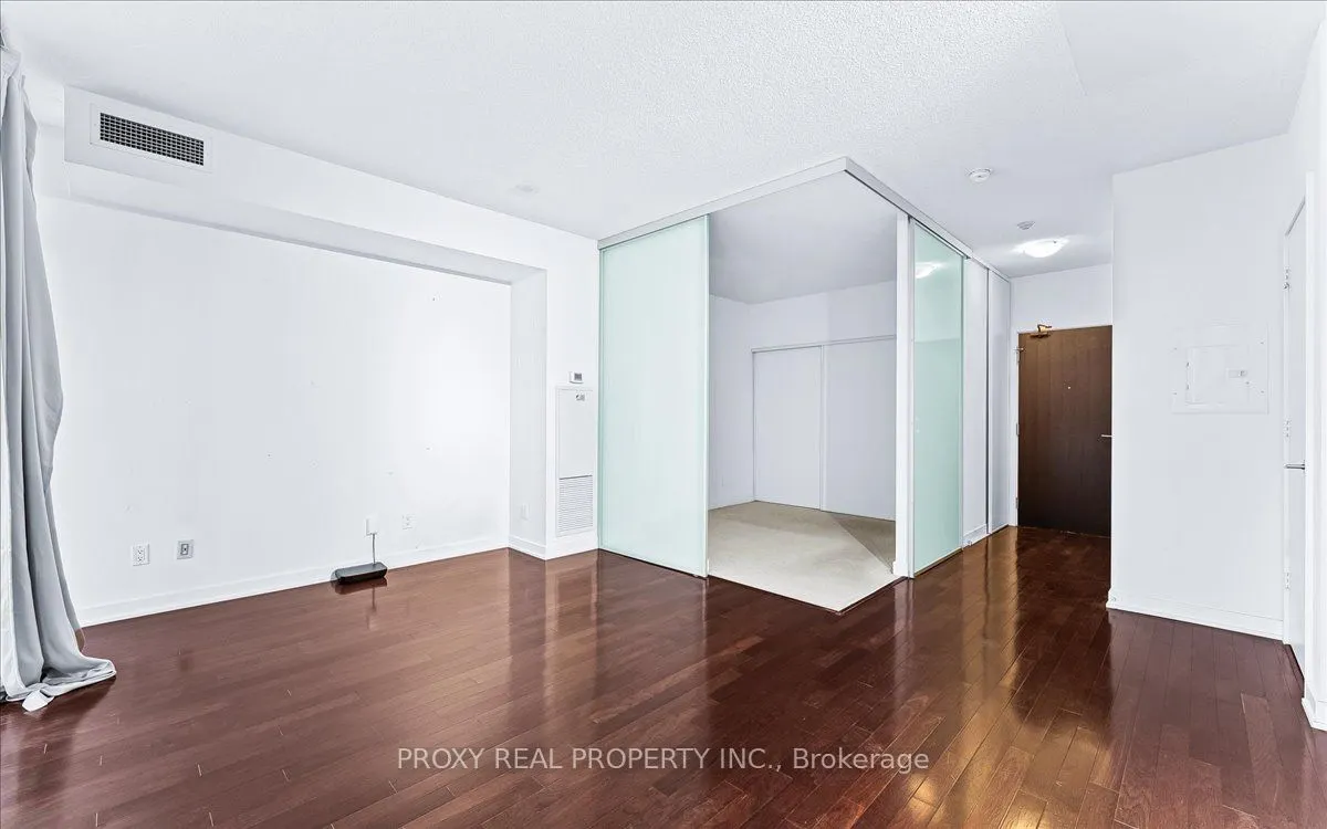 33 Charles Street E #3509