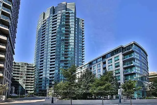 231 Fort York Boulevard #428