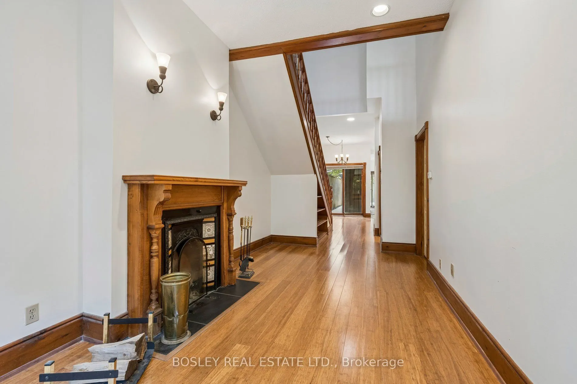 297 Sumach Street #Main