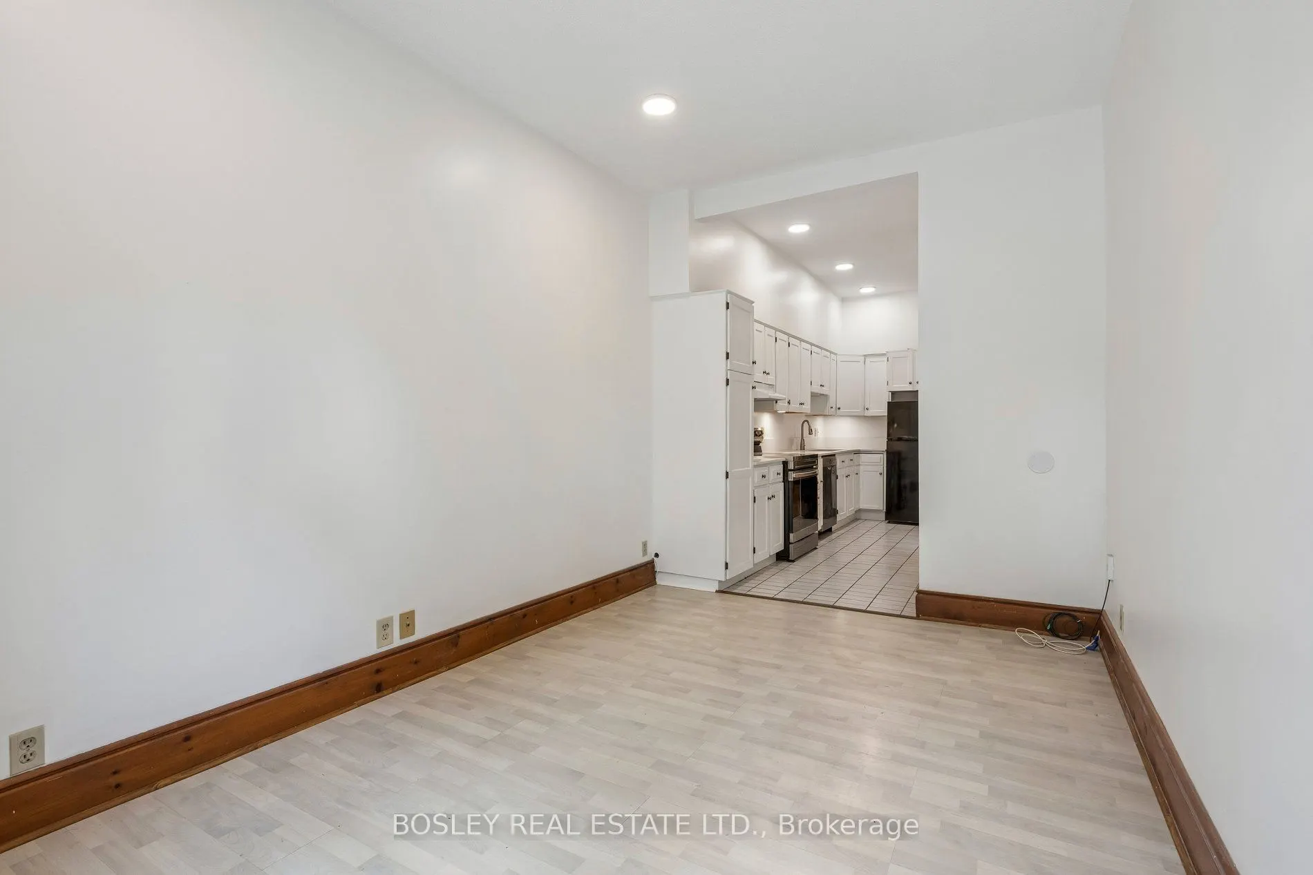297 Sumach Street #Main