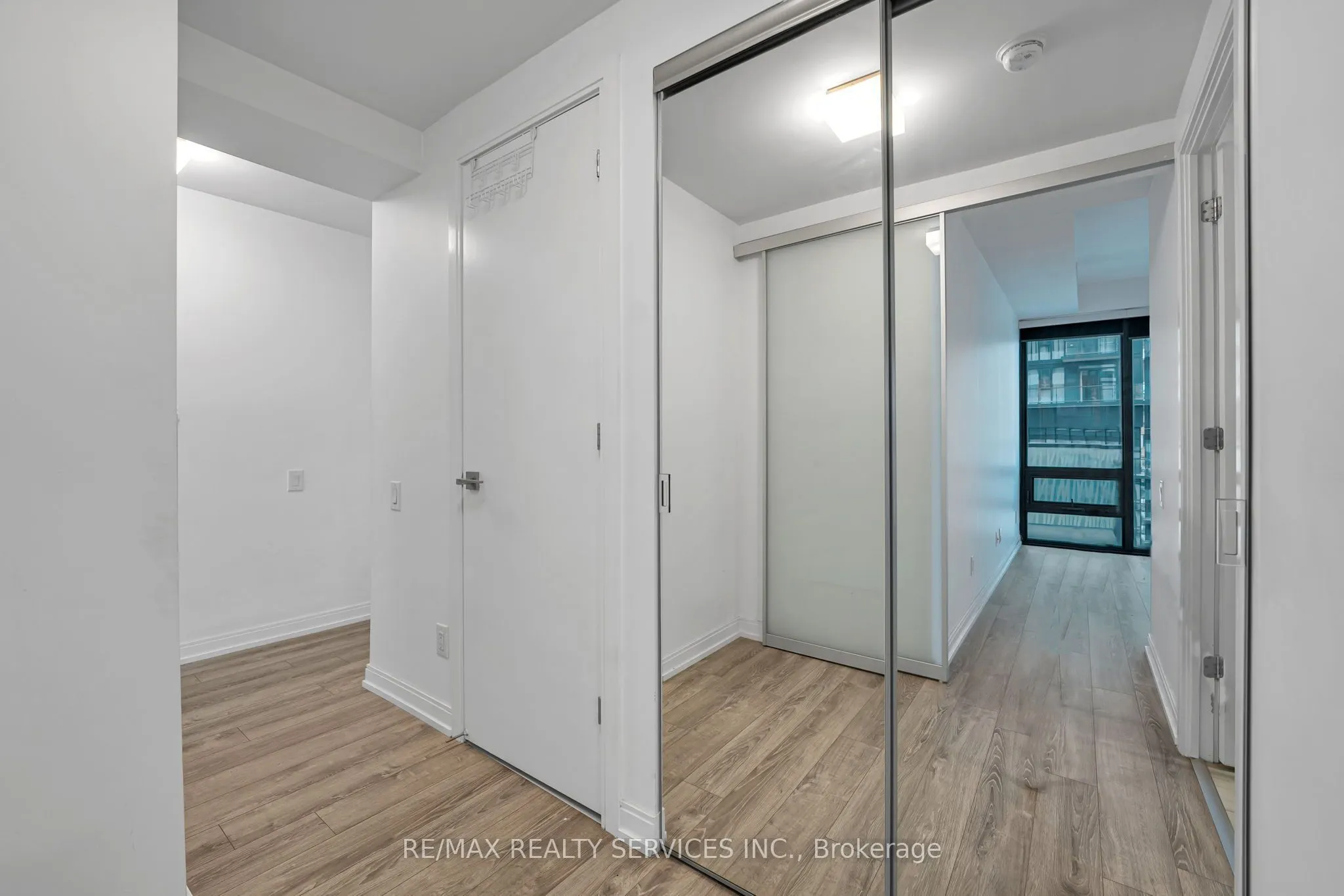 50 Charles Street E #711